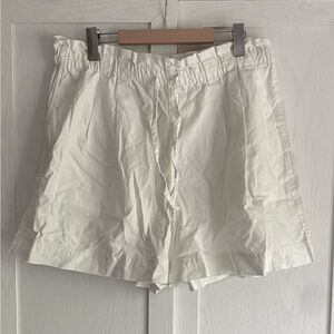 Uniqlo Women's High Waist Shorts - White